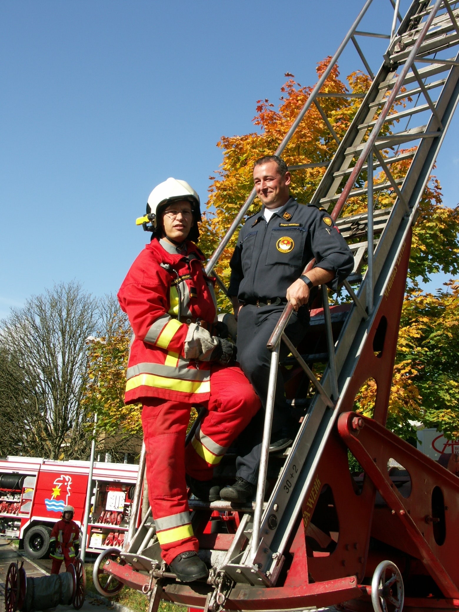 Roger Hausherr (rechts) übernahm von Robert Grossenbacher per 1.1.2007 das Kommando der Feuerwehr Eggenwil