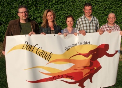 «Dorf-Gaudi» Eggenwil vom 8. und 9. Juni 2012 – das OK präsentiert sein Fest-Logo: Von links Tibor Magoc, Silvia Hausherr, Gabriela Magoc, Roland Belser und Reini Wernli. Bild: BBA 18.05.2012/André Widmer