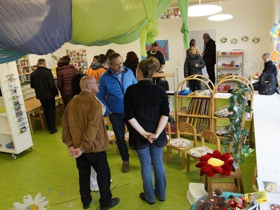Einweihungsfest «Erweiterung und Sanierung der Schul- und Mehrzweckanlage Eggenwil» vom 31.10.2015. Bild: AZ/Dominic Kobelt