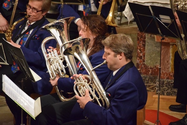 Von Anfang bis zum Schluss bot die Musikgesellschaft Eggenwil Blasmusik auf hohem Niveau. Bild: BBA 08.12.2015/itr