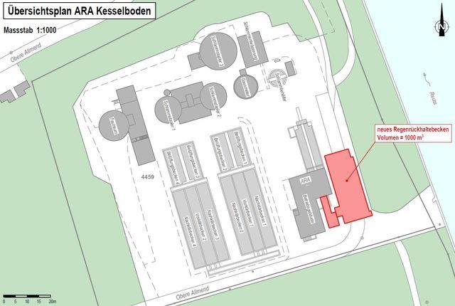 Situationsplan der ARA Kessel Bremgarten mit dem geplanten unterirdischen Regenrückhaltebecken (rot eingezeichnet)