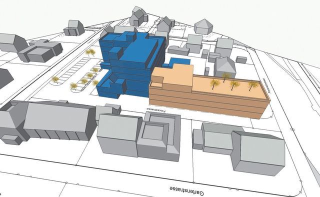 Projekt Erweiterung und Ausbau Alterszentrum Bärenmatt in Bremgarten: So soll der Neubau (orangebeige) beim Altbau (blau) platziert werden. Links die Zürcherstrasse. Bild: BBA 03.12.2019/André Widmer