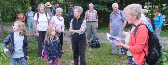 Der Natur- und Vogelschutzverein Eggenwil (NVVE) genoss mit 30 Teilnehmenden den Ausflug nach Niederrohrdorf zu den Waldnaturschutzgebieten «Egelmoos» und «Taumoos». Bild/Text zg