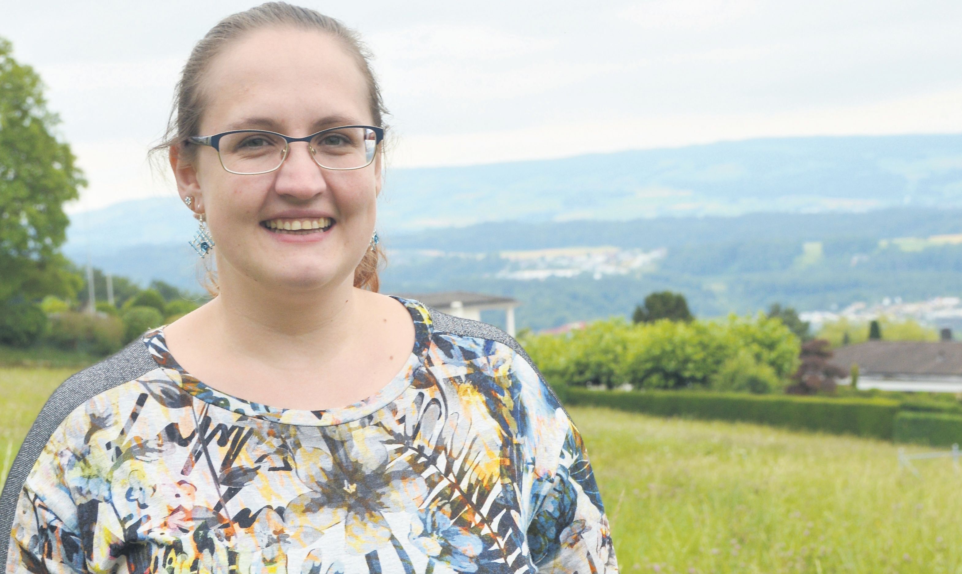 Jessica Zemp konnte in der katholischen Kirche am Mutschellen, und insbesondere in der Pfarrei Eggenwil-Widen, viele positive Erfahrungen sammeln. Sie freut sich, ab Oktober in Muri tätig zu sein. Bild: BBA 08.07.2022/Roger Wetli