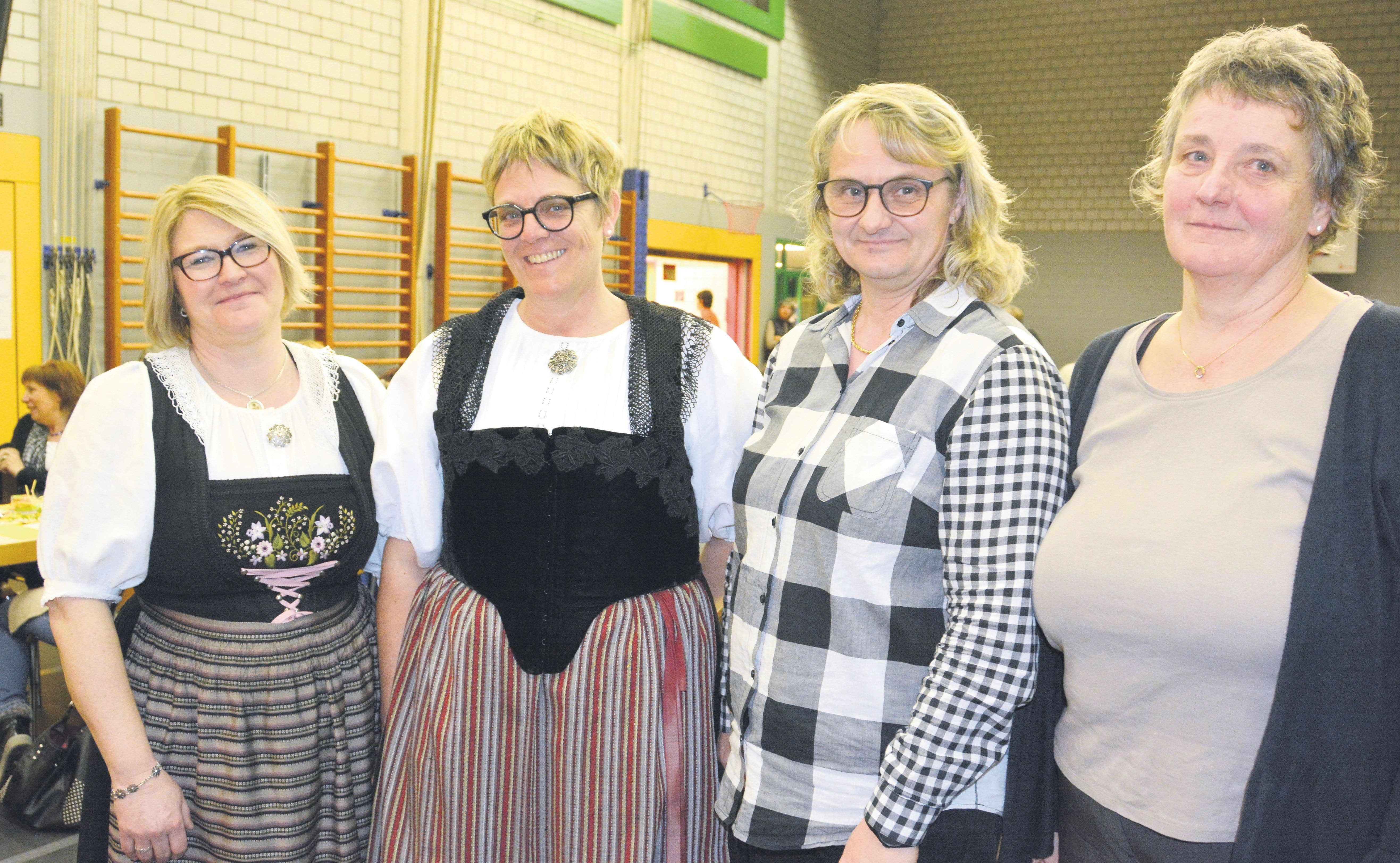 Sie führen den Landfrauenverein Bezirk Bremgarten als Vorstandsmitglieder auch in diesem Jahr: (v. l.) Cornelia Schmid (Präsidentin), Gabriela Kuhnen (Kassierin), Beatrix Staubli (Vizepräsidentin) und Marianne Huber (Aktuarin). Bild: BBA 10.03.2023/Roger Wetli