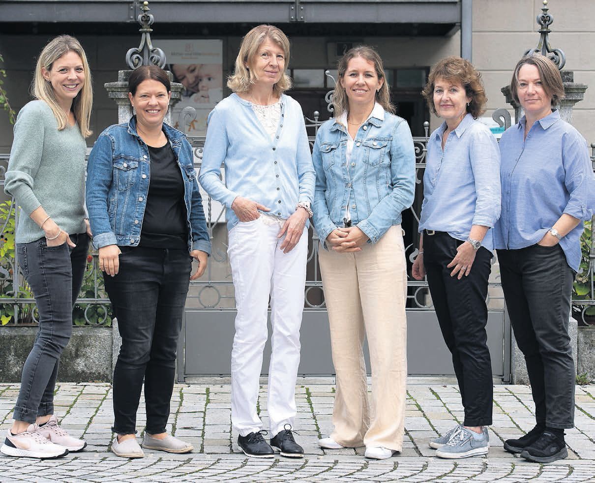 Sie bilden das aktuelle Team der Mütter- und Väterberatungsstelle Bezirk Bremgarten (von links): Marina Kuster, Andrea Wheeler, Brigitte Koller, Karin Kuster, Patricia Laesser, Andrea Wetter. Bild: BBA 26.03.2024/Chregi Hansen