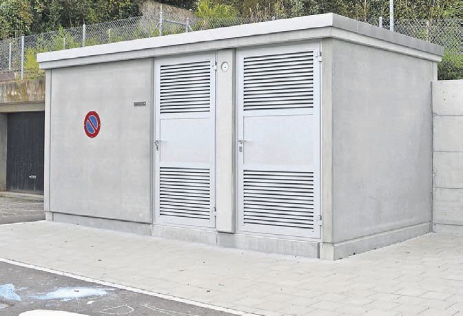 Der Gemeinderat möchte die Elektra Eggenwil inklusive der Infrastruktur an die AEW Energie AG verkaufen. Dazu zählen auch die Trafohäuschen. Bild: BBA 15.11.2024/Roger Wetli (Trafostation TS A5 Trottengasse)